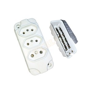 TOMADA FÊMEA TRIPOLAR P/ EXTENSÃO 2P+T 10A/20A (3 ENTRADAS) 